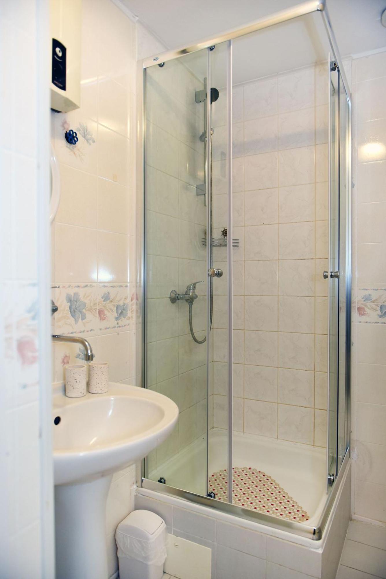 Hotel Ron Mikulášovice Екстериор снимка